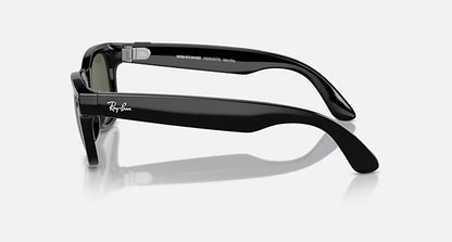 Ray-Ban Meta Smart Glasses, Wayfarer in Black and G-15 Green
