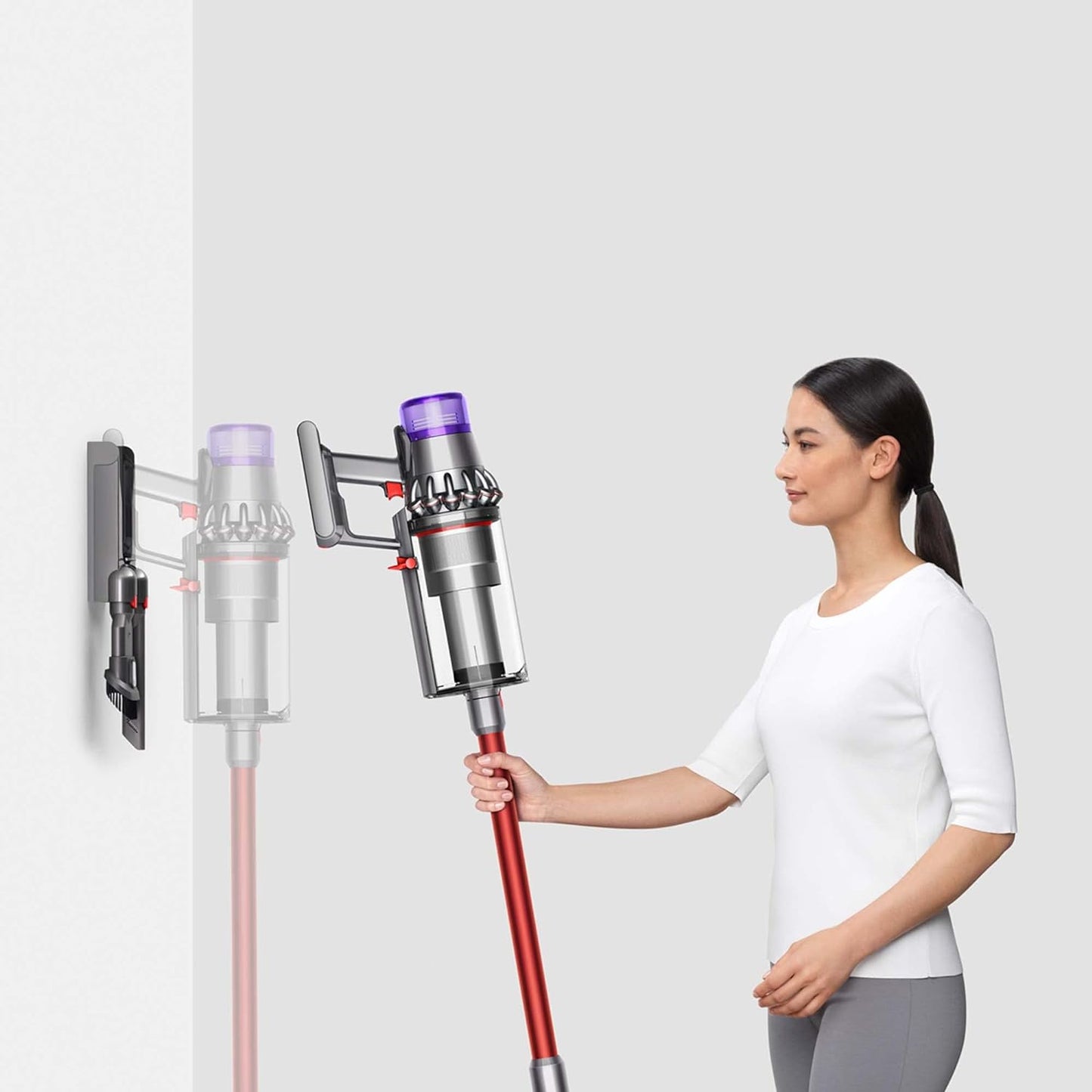 Dyson Outsize+ Aspiradora inalámbrica, níquel/Rojo